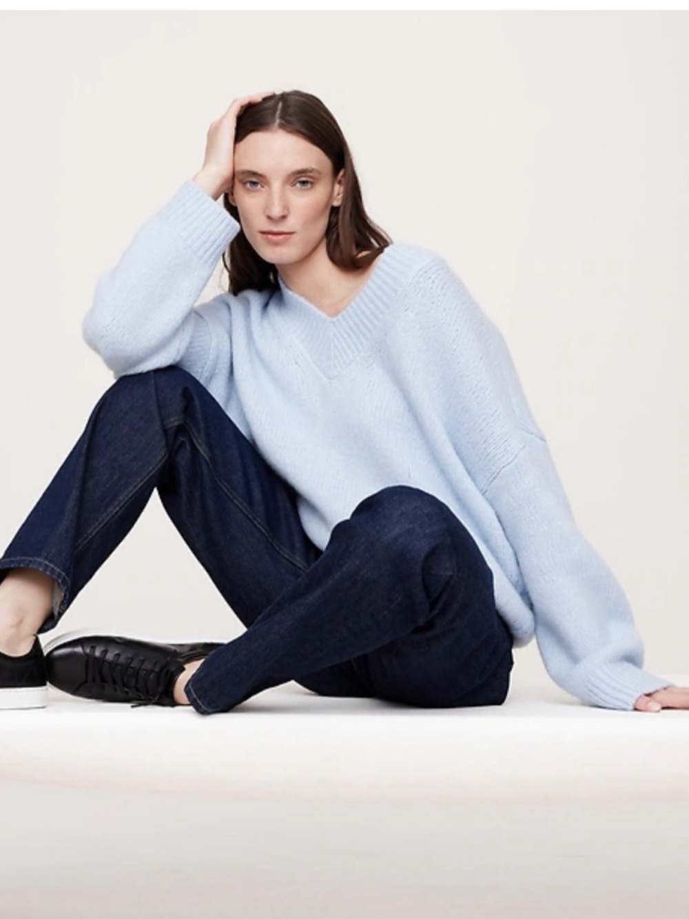 Banana Republic Baby Blue Wool Alpaca Relaxed Sweater V-Neck Chunky Academia L